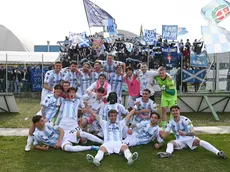 La festa del Treviso dopo la matematica promozione in serie C