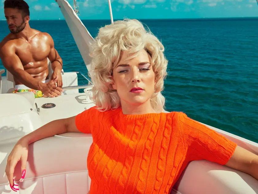 Una foto di Kourtney Roy in mostra a Venezia