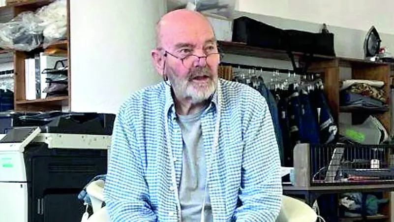 Adriano Goldschmied in sartoria