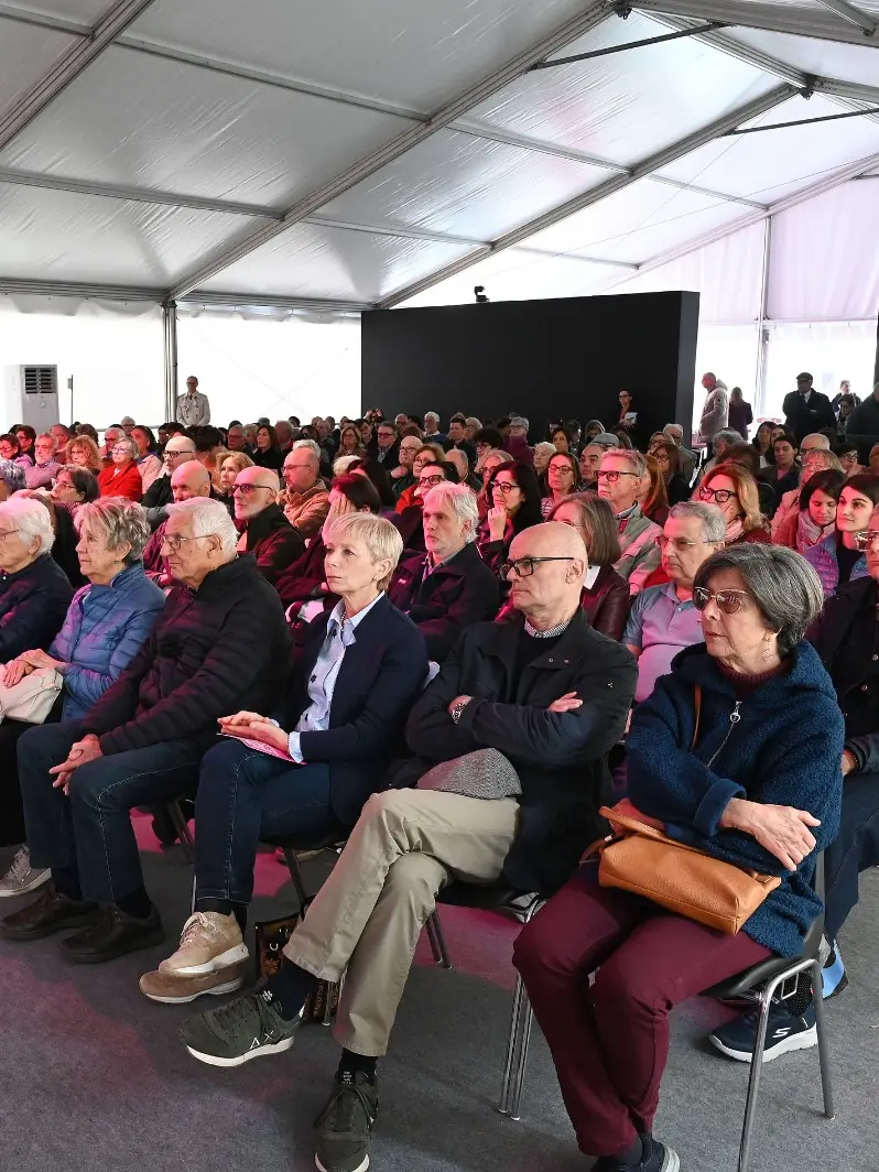 Il pubblico venerdì alla apertura di Link Media Festival (foto Andrea Lasorte)