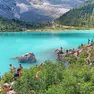Il lago di Sorapis invaso dai turisti