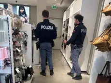 La polizia da H&M a Treviso
