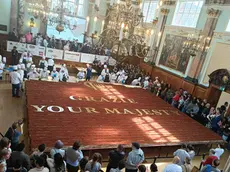 Il tiramisù da record realizzato a Londra dai pasticcieri del Friuli Venezia Giulia