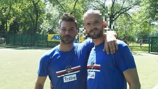L'avvocato Antonio Campion, 44 anni, con un amico
