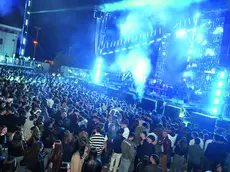 Il pubblico sotto al palco di Aperyshow