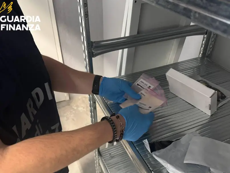 Parte della droga sequestrata