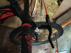 La bici del ragazzino travolta dal pirata
