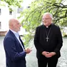 Domenico Basso con il vescovo Tomasi