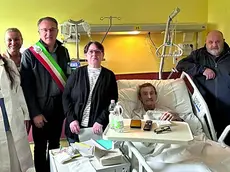 Le nozze tra Angelica e Luigi celebrate dal vicesindaco Piani all'ospedale di Palmanova