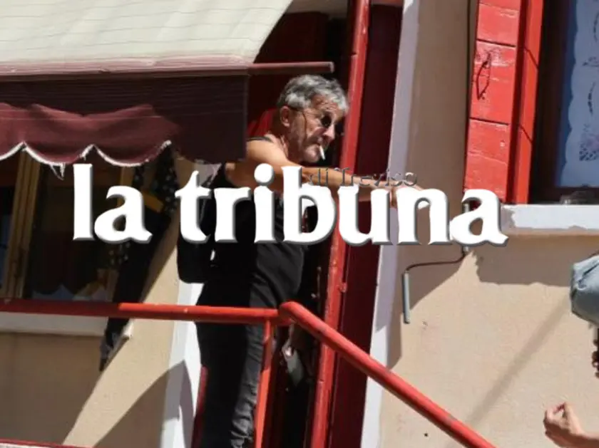 Gorghetto punta cronisti appena rientrato in casa. Foto Colussi