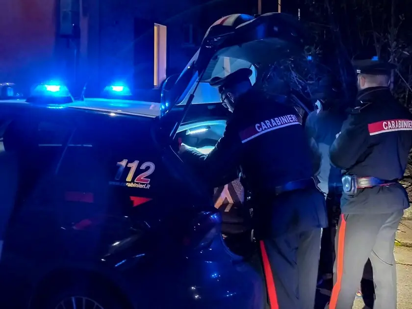 Le indagini sono affidate ai carabinieri
