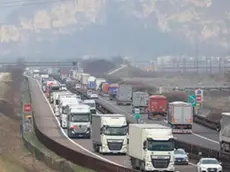 Camion sull'autostrada del Brennero