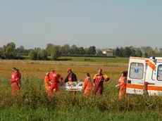 Un intervento del 118 nei campi