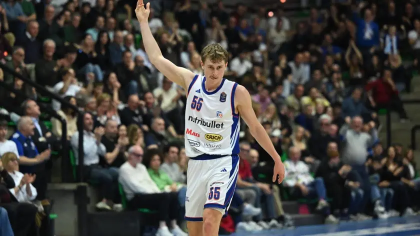 Treviso Basket conferma JP Macura
