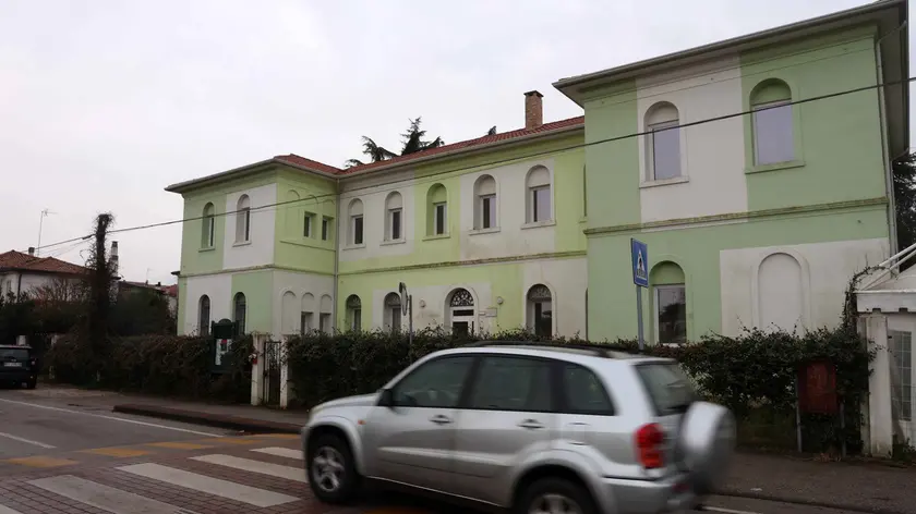 Le ex scuole Cantù chiuse dopo il fallimento della scuola di Titù