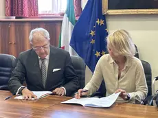 La firma dell'accordo tra Procura e Prefettura di Venezia