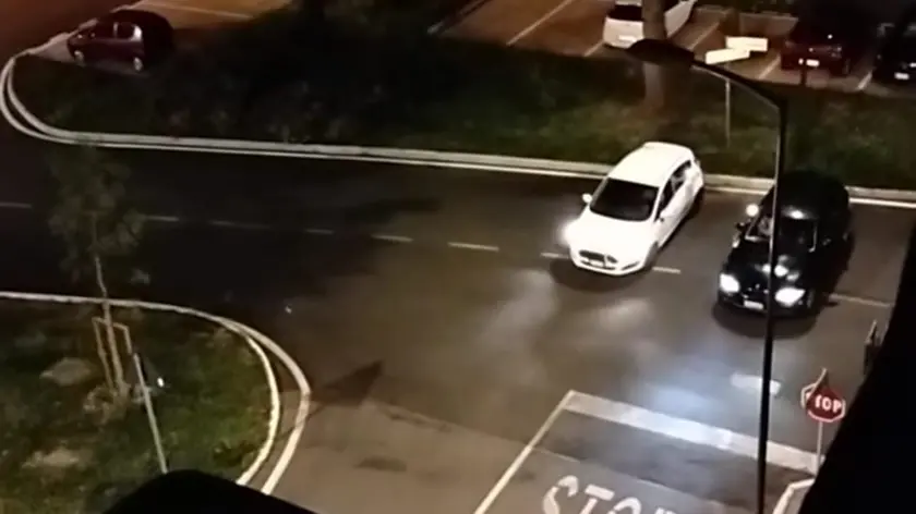 Un fotogramma del video postato dai residenti