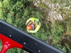 L'operazione di salvataggio dei vigili del fuoco