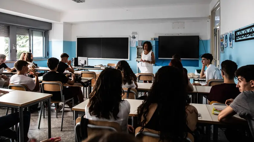 Una classe di scuola superiore a lezione