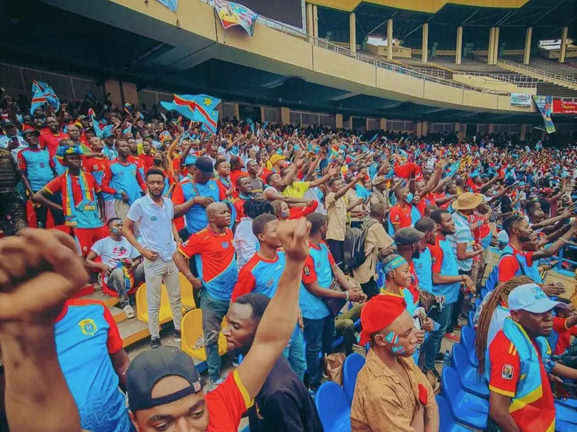 Tifosi del Congo allo stadio (foto Mikebrown7)