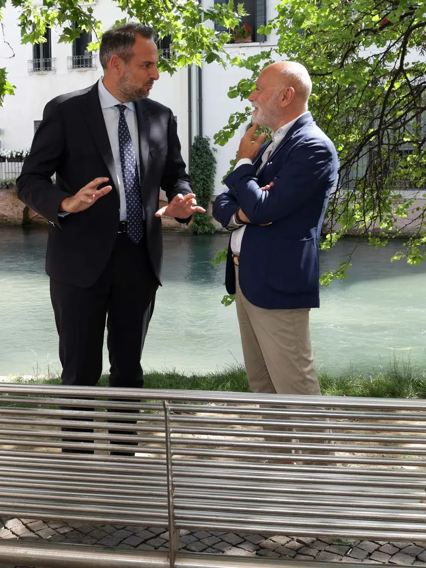 Il sindaco Mario Conte con Domenico Basso