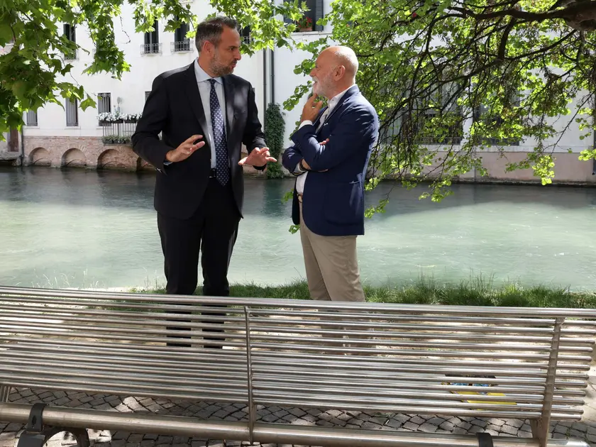Il sindaco Mario Conte con Domenico Basso