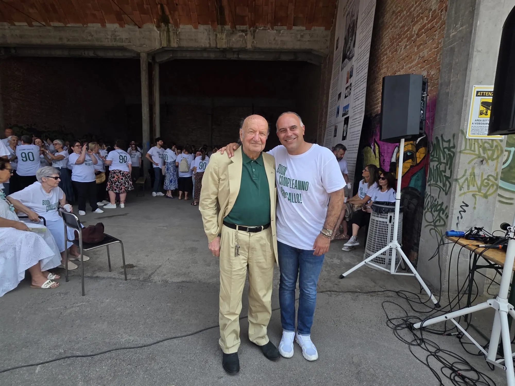 Giovanni Gallo con il sindaco di Montebelluna Adalberto Bordin