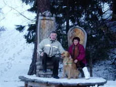 Casier - Appello della figlia di Mario Bonduan, scomparso da San Candido nel 2009 a "La vita in diretta" 2013 duemilatredici In foto Mario Bonduan con la moglie durante una vacanza in montagna