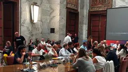 I lavori al tavolo di discussione al ministero a Roma