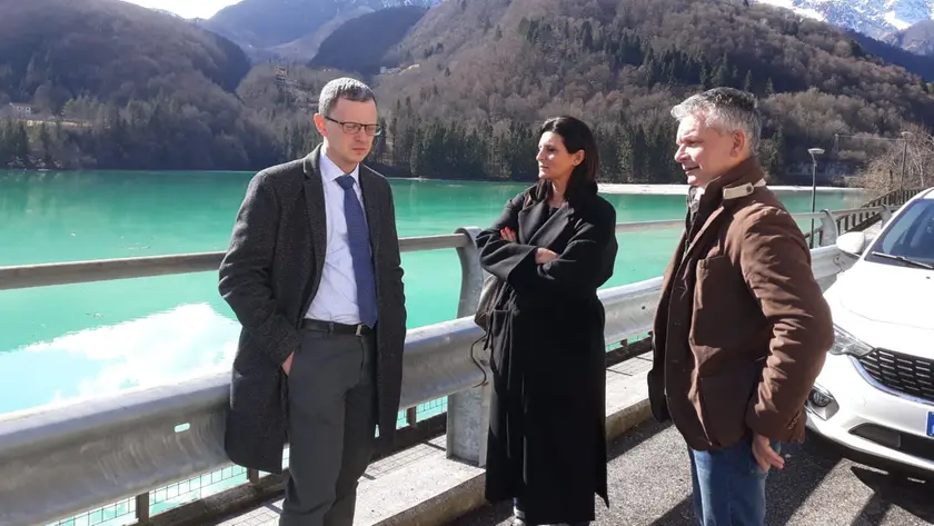 Vannia Gava nell'area del Vajont, con lei l'assessore regionale Fvg Stefano Zannier