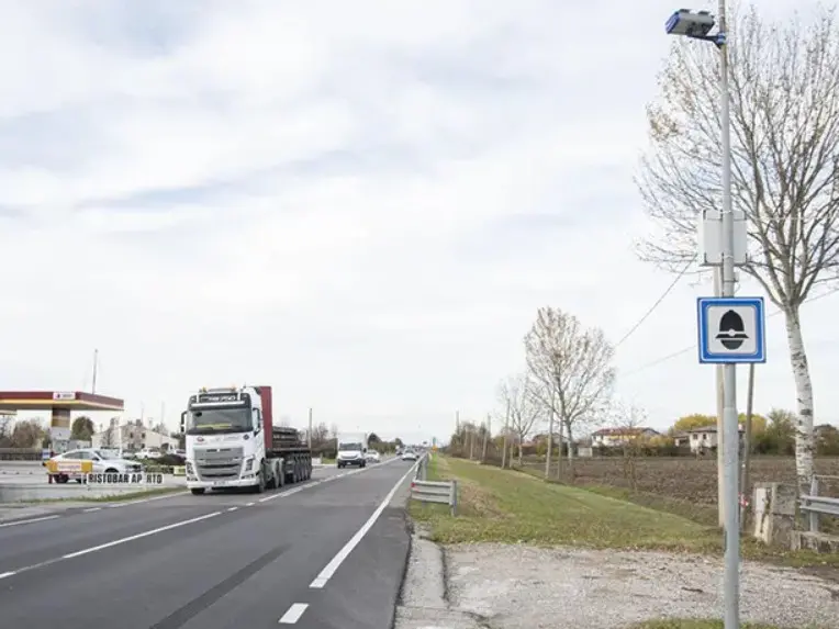 L'autovelox sulla Treviso mare