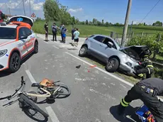 Un'immagine del luogo dell'incidente, in via Teglio, a Cordovado