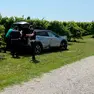 L'auto finito fuori strada