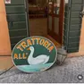 L'insegna della trattoria