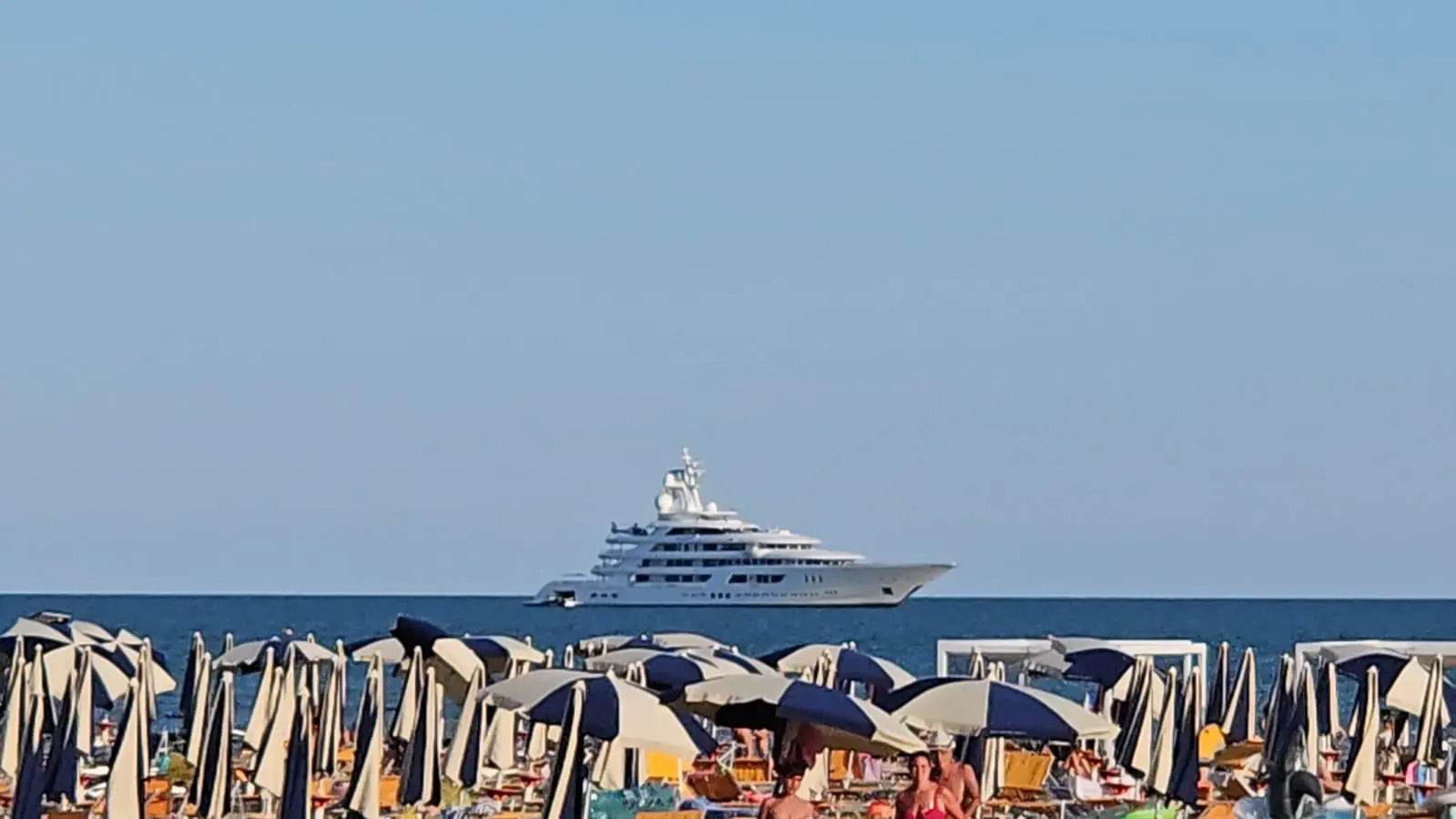 Lo yacht di Fertitta a Bibione