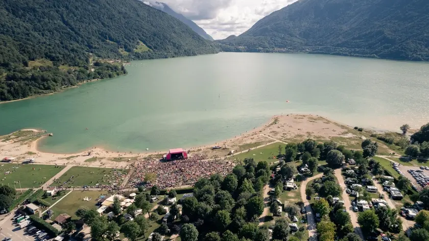 Un concerto degli anni scorsi al lago di Santa Croce