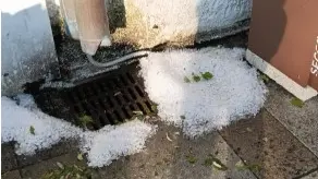 La grandine che si è abbattuta al Villaggio San Francesco