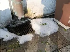 La grandine che si è abbattuta al Villaggio San Francesco