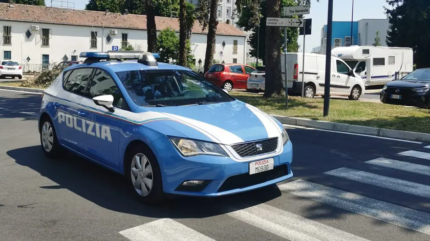 L'uomo è stato arrestato dalla polizia