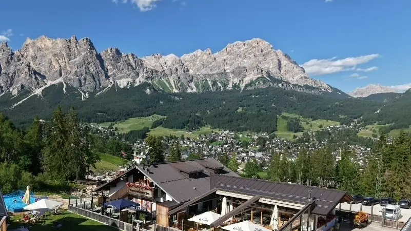 Lo chalet Tofane al centro dell'inchiesta