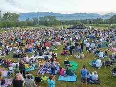 Il prato di Sernaglia in occasione di un concerto all'alba