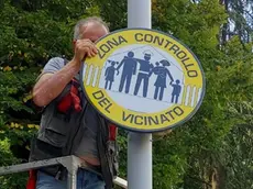 Il cartello che segnala il gruppo di Controllo del vicinato