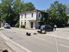 Scontro tra un'auto e una motocicletta ad Aviano