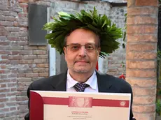 Marino Paro, laureato a 71 anni