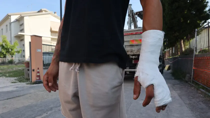 Il giovane ha organizzato una spedizione punitiva contro gli operai