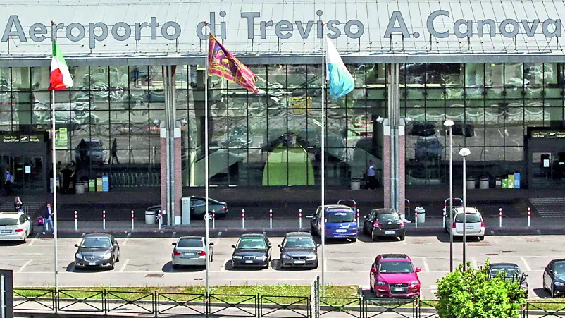 L'episodio è avvenuto all'aeroporto Canova di Treviso