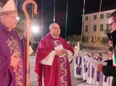 Al centro Don Lino Bertollo