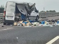 Uno dei mezzi coinvolti nell'incidente in A4