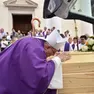 Il vescovo Tomasi ha officiato il funerale di don Lino Bertollo