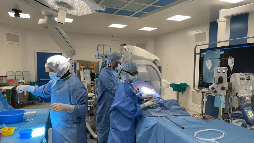 Un intervento chirurgico in sala operatoria al Ca' Foncello di Treviso